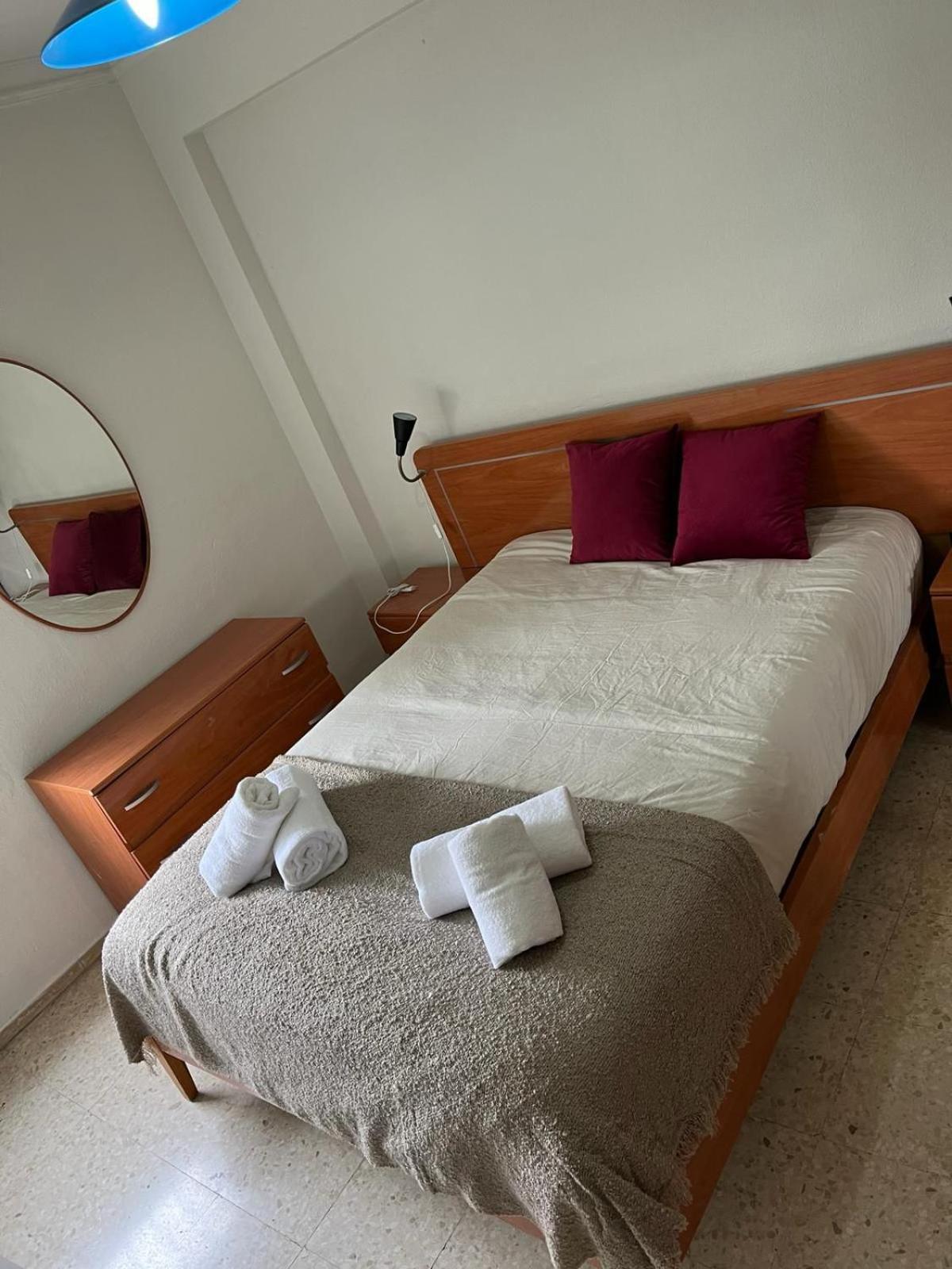 Cozy Apartment Next To Center Seville Ngoại thất bức ảnh